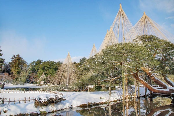 かにづくし料理を食す!名旅館・片山津温泉「佳水郷」2日間【藤井寺・五位堂・橿原神宮・大和八木発】3